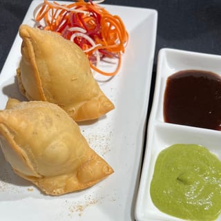 SAMOSA (2 pcs) ( V )
